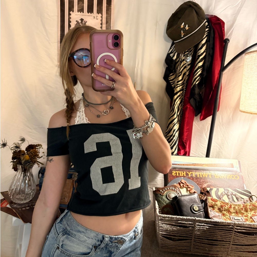 brandy melville hailie graphic tee black off the shoulder crop top